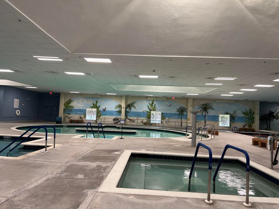 For Sale: $100,000 (2 beds, 2 baths, 920 Square Feet)