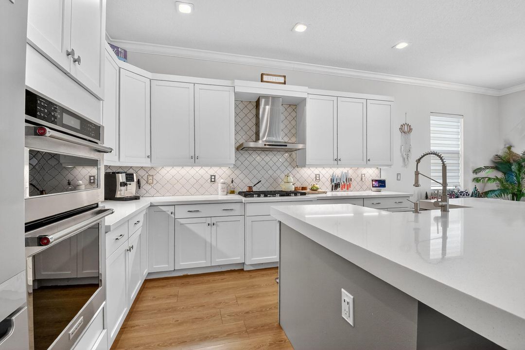 For Sale: $1,099,000 (4 beds, 4 baths, 3050 Square Feet)