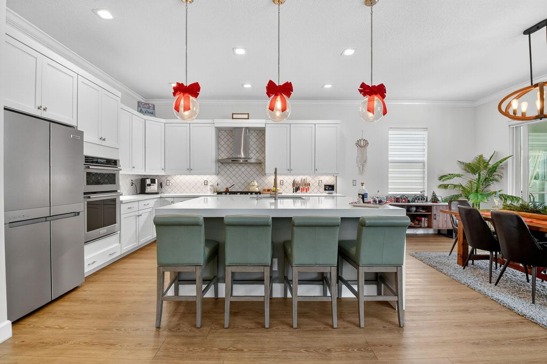 For Sale: $1,099,000 (4 beds, 4 baths, 3050 Square Feet)