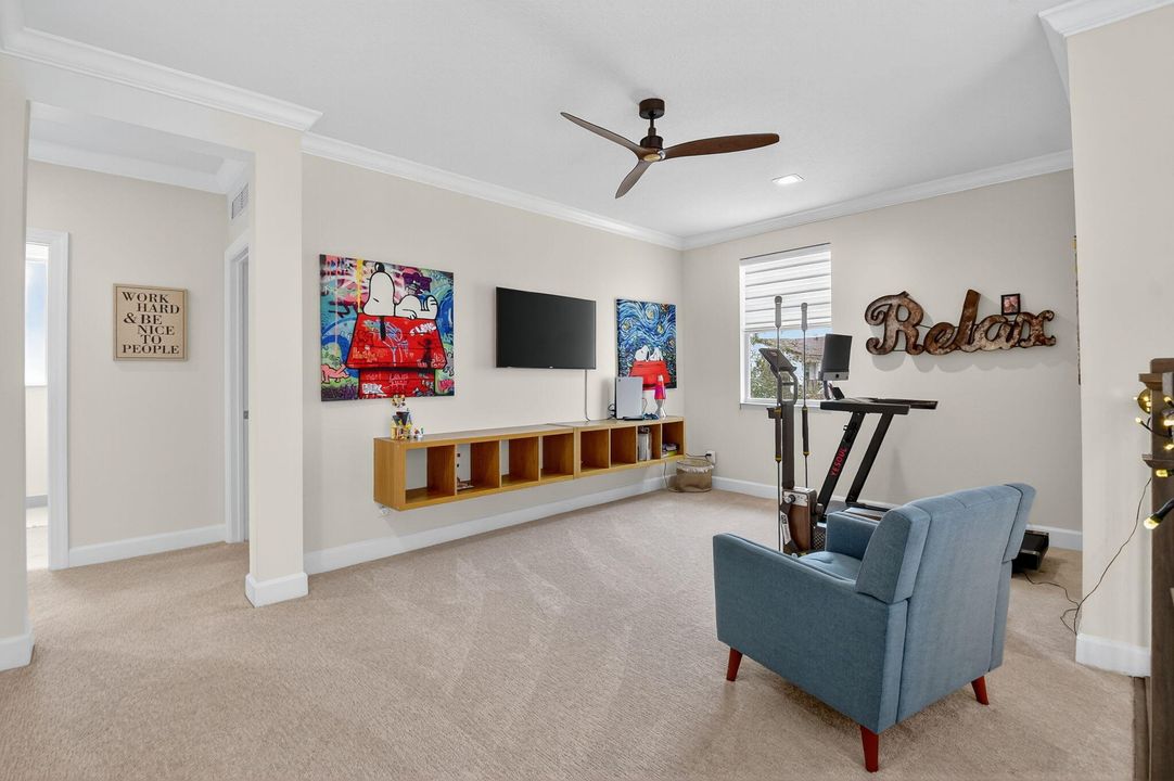 For Sale: $1,099,000 (4 beds, 4 baths, 3050 Square Feet)