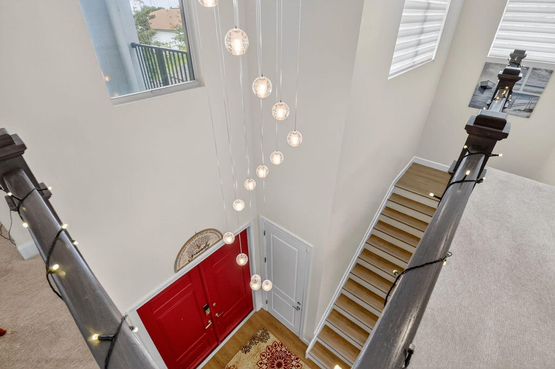 For Sale: $1,099,000 (4 beds, 4 baths, 3050 Square Feet)