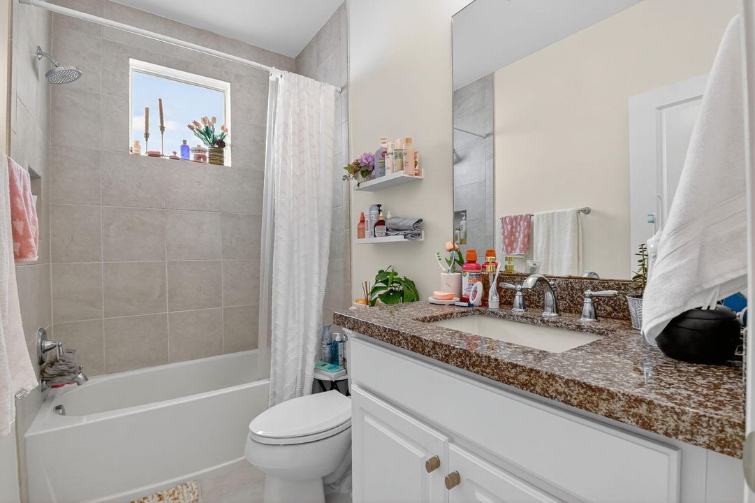 For Sale: $1,099,000 (4 beds, 4 baths, 3050 Square Feet)