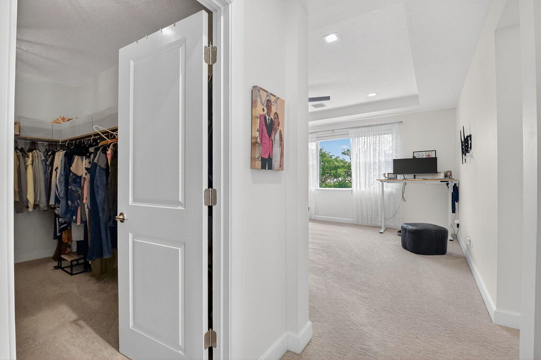 For Sale: $1,099,000 (4 beds, 4 baths, 3050 Square Feet)