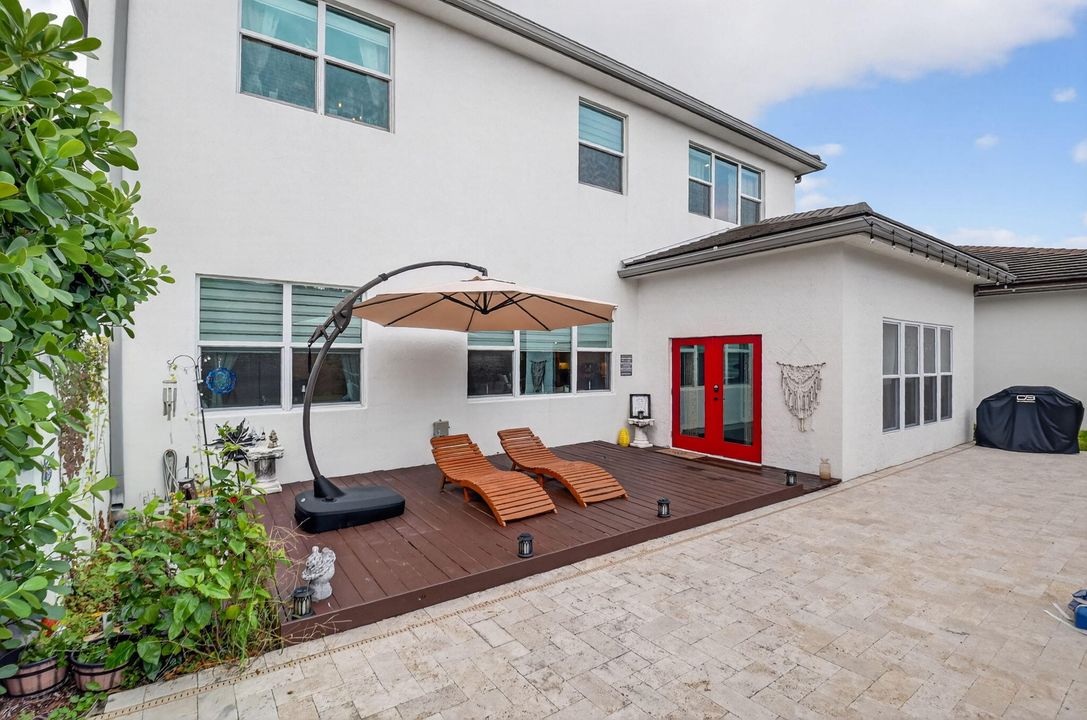 For Sale: $1,099,000 (4 beds, 4 baths, 3050 Square Feet)