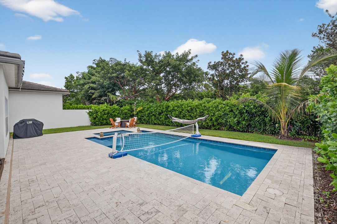 For Sale: $1,099,000 (4 beds, 4 baths, 3050 Square Feet)