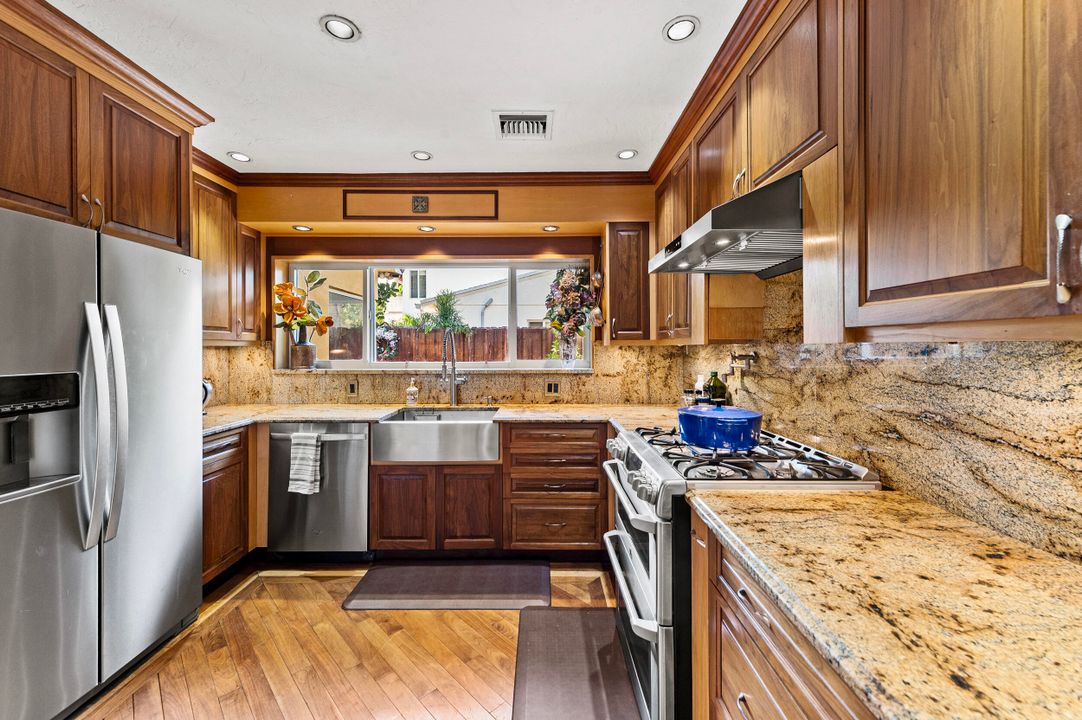 待售: $800,000 (3 贝兹, 2 浴室, 1534 平方英尺)