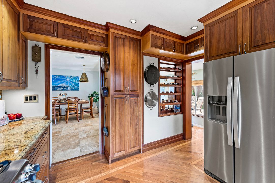 待售: $800,000 (3 贝兹, 2 浴室, 1534 平方英尺)