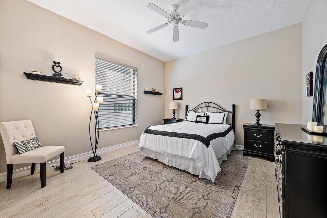 For Sale: $1,595,000 (3 beds, 3 baths, 2560 Square Feet)