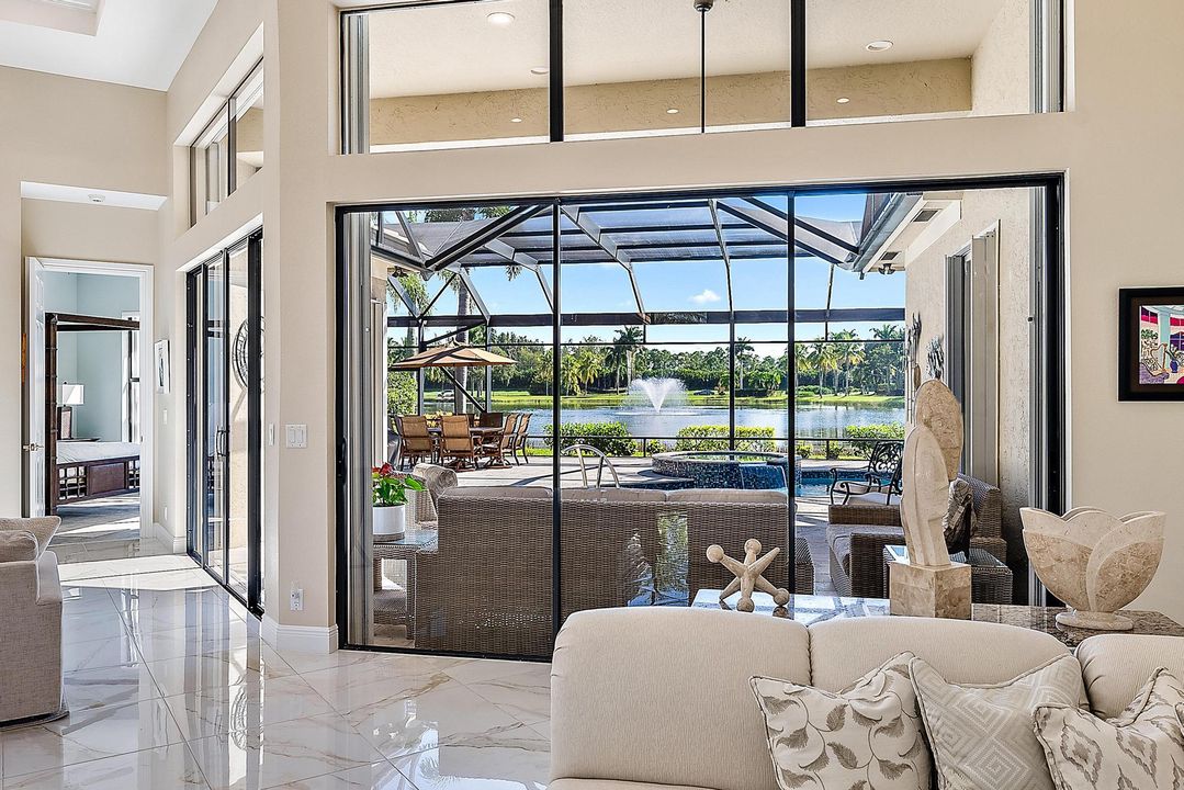 For Sale: $1,595,000 (3 beds, 3 baths, 2560 Square Feet)