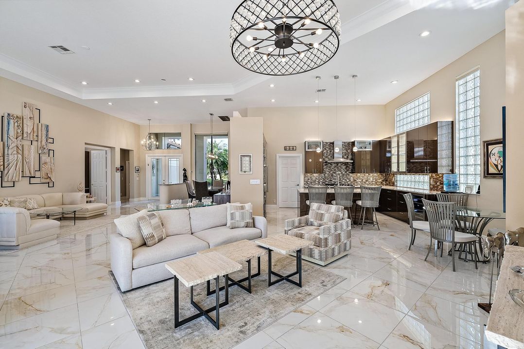 For Sale: $1,595,000 (3 beds, 3 baths, 2560 Square Feet)