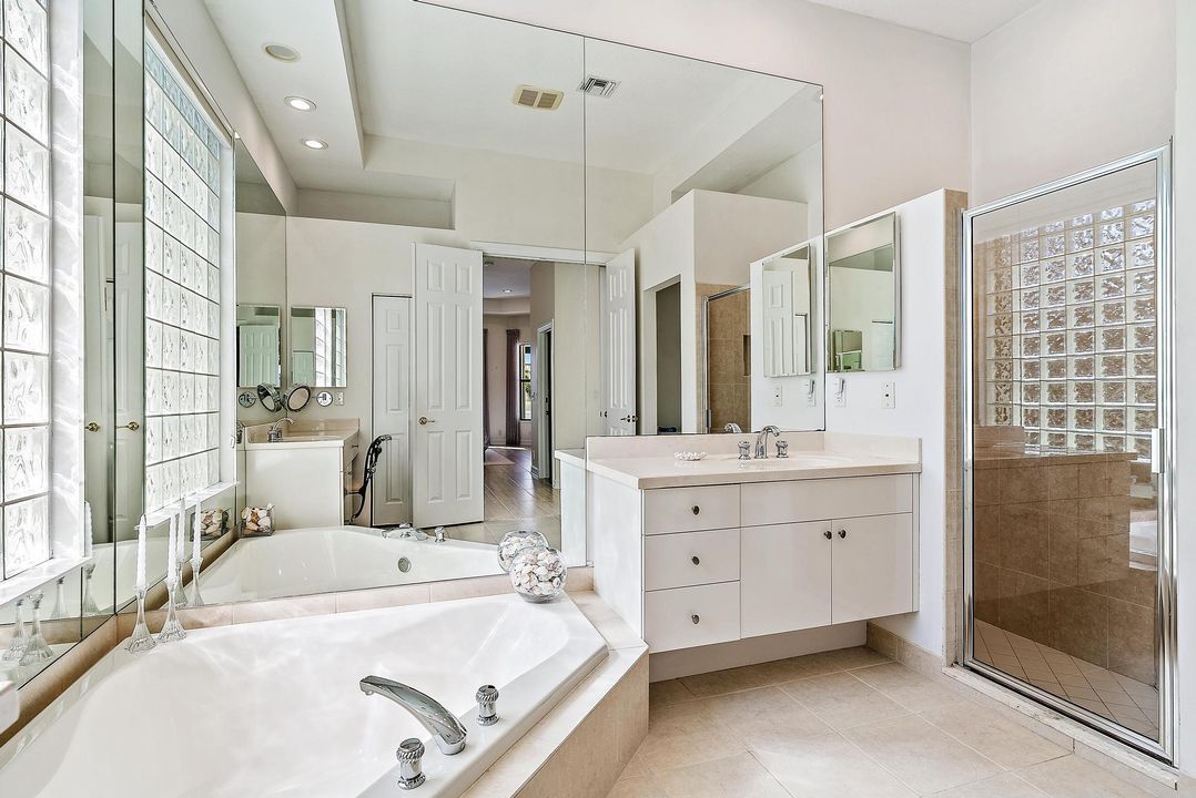 For Sale: $1,595,000 (3 beds, 3 baths, 2560 Square Feet)