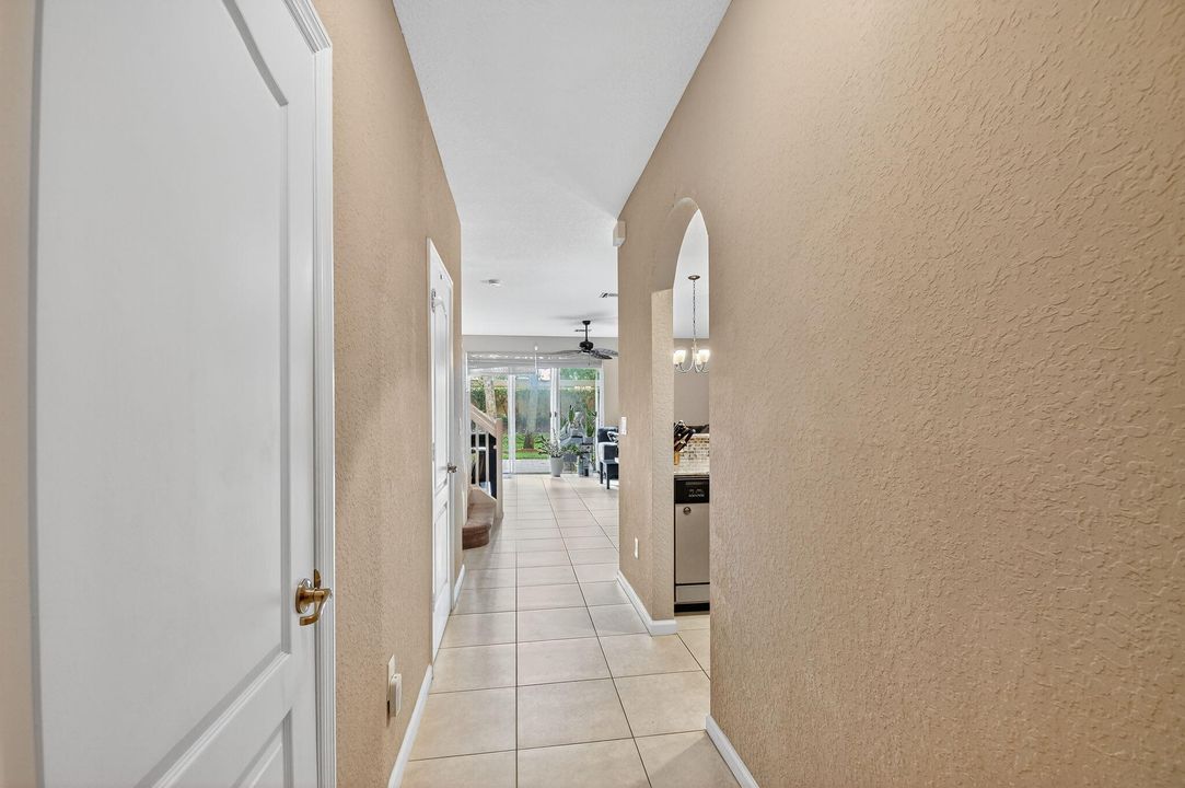 For Rent: $2,600 (3 beds, 2 baths, 1622 Square Feet)