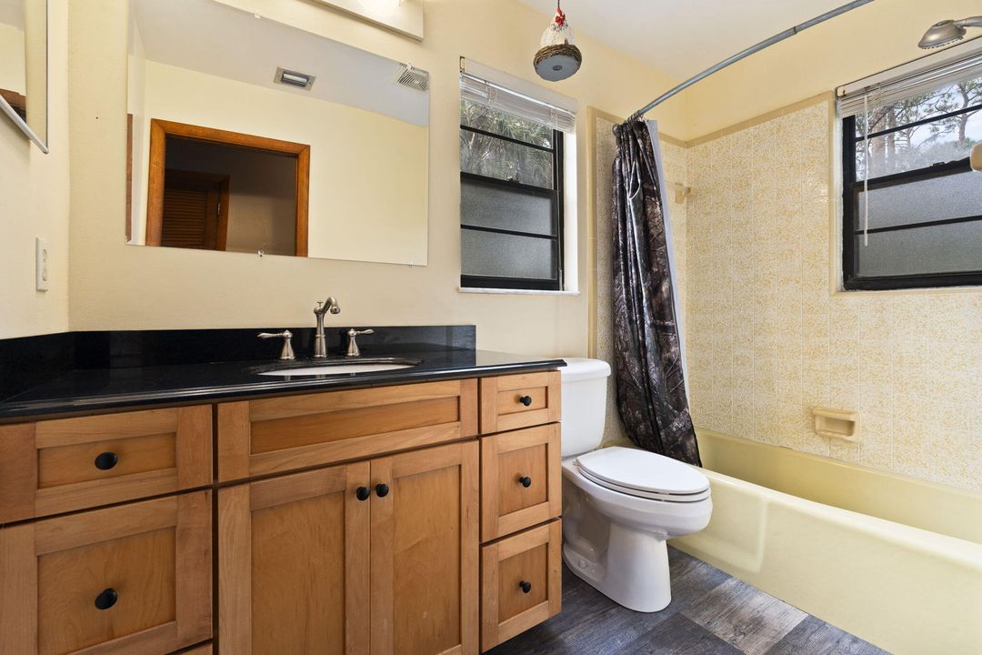 На продажу: $450,000 (3 спален, 2 ванн, 2112 Квадратных фут)