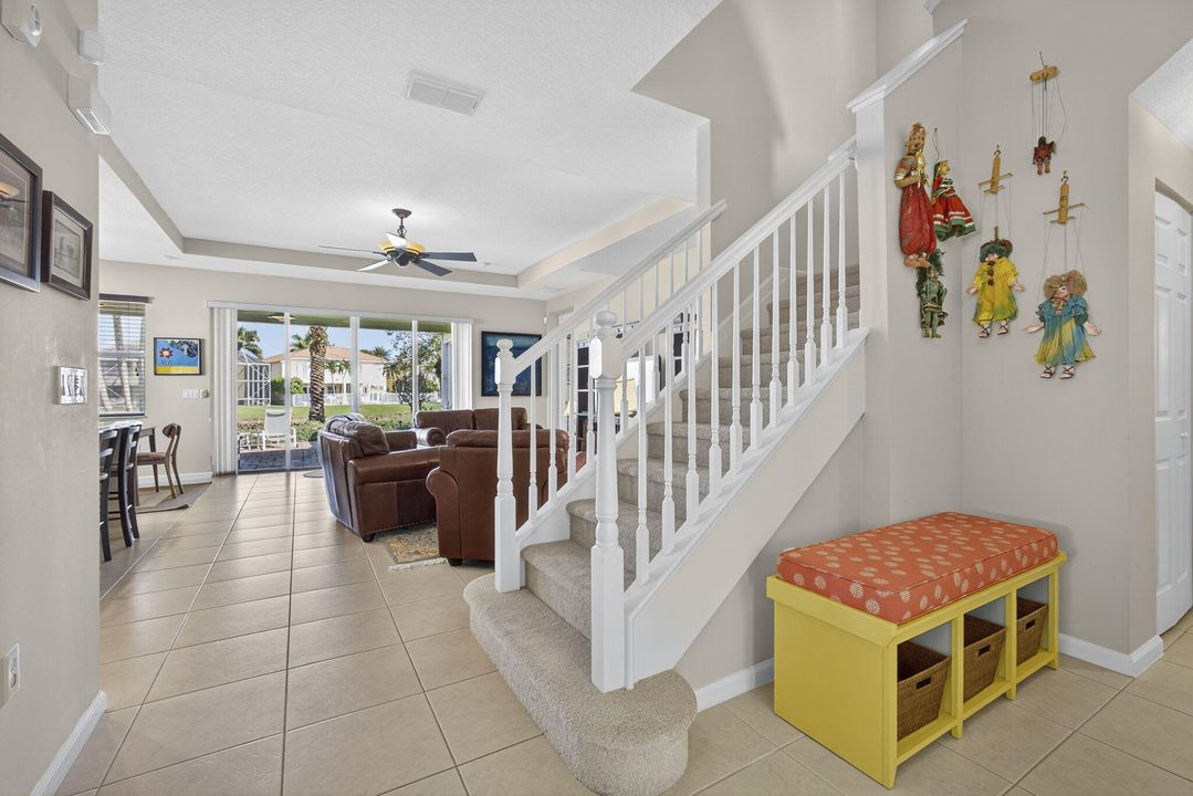 待售: $765,000 (4 贝兹, 3 浴室, 2484 平方英尺)