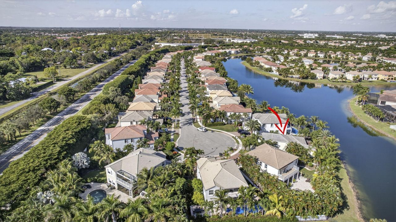 待售: $765,000 (4 贝兹, 3 浴室, 2484 平方英尺)