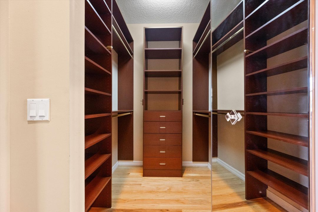 Active With Contract: $649,900 (4 beds, 2 baths, 2798 Square Feet)