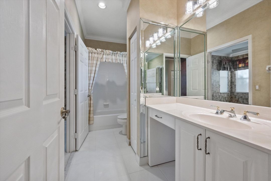 Active With Contract: $649,900 (4 beds, 2 baths, 2798 Square Feet)