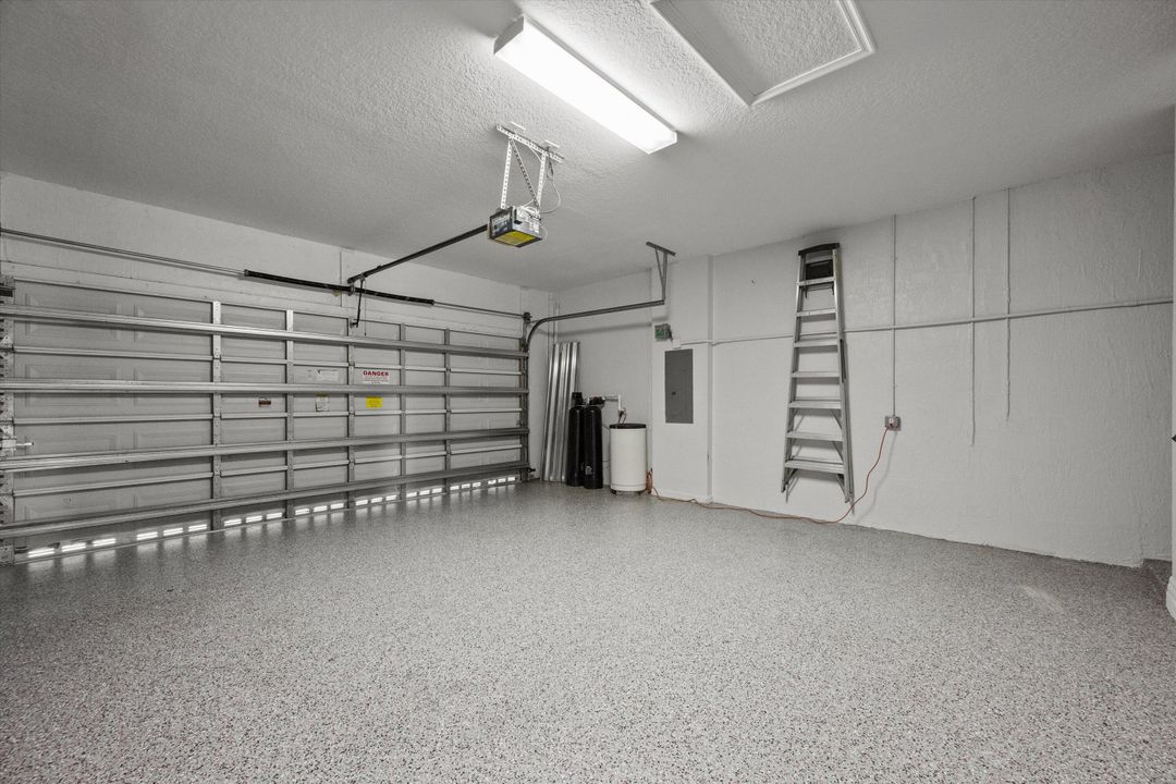 Active With Contract: $649,900 (4 beds, 2 baths, 2798 Square Feet)