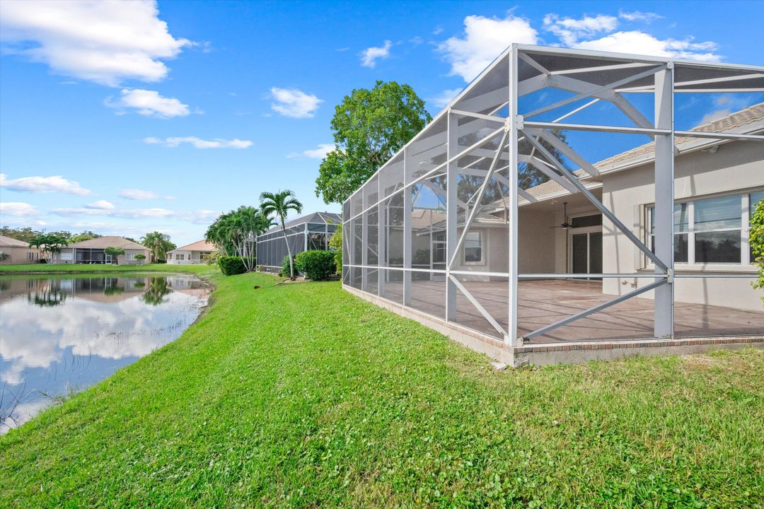 Active With Contract: $649,900 (4 beds, 2 baths, 2798 Square Feet)