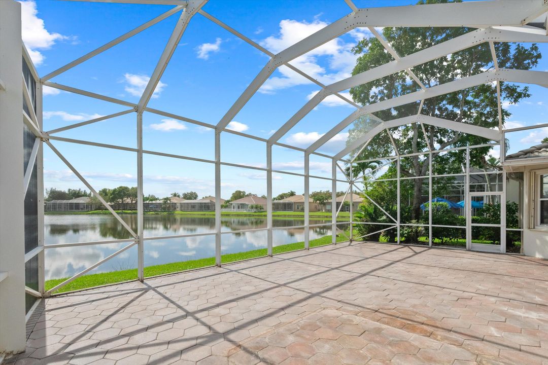 Active With Contract: $649,900 (4 beds, 2 baths, 2798 Square Feet)