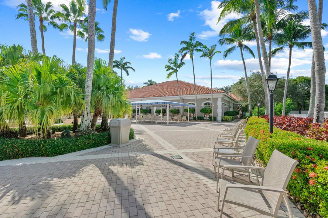 Active With Contract: $649,900 (4 beds, 2 baths, 2798 Square Feet)