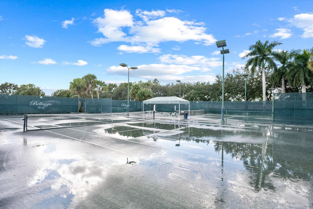 Active With Contract: $649,900 (4 beds, 2 baths, 2798 Square Feet)