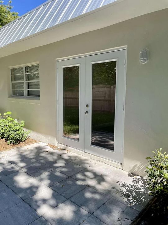 Activo con contrato: $3,200 (5 camas, 2 baños, 1404 Pies cuadrados)