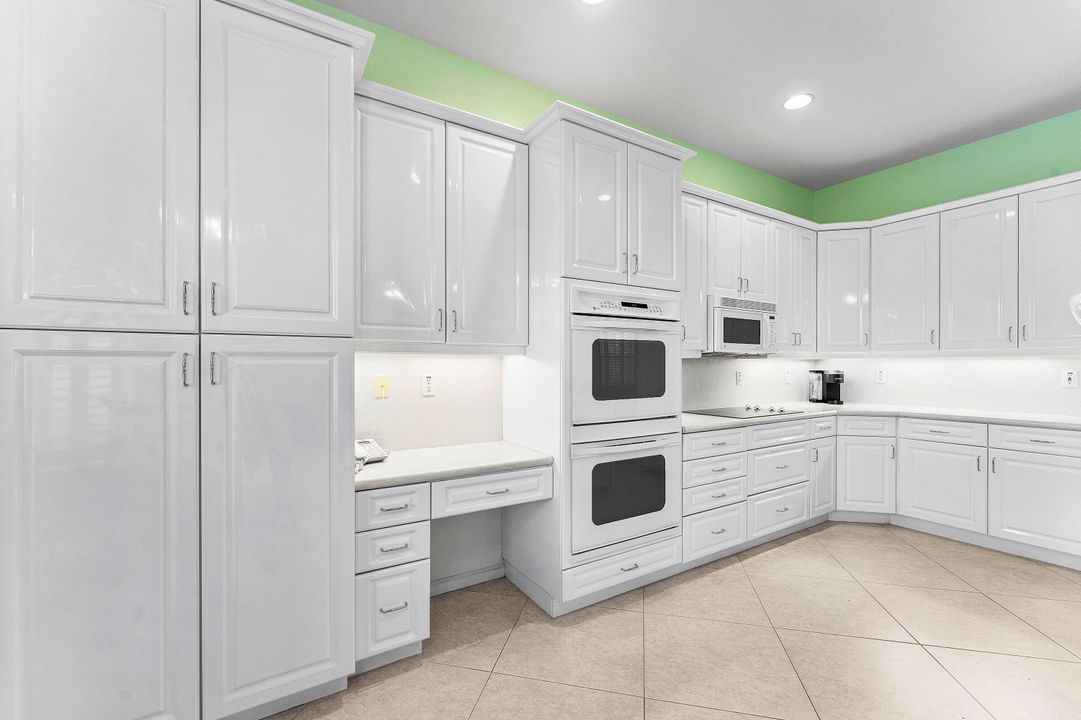 待售: $549,000 (3 贝兹, 2 浴室, 2099 平方英尺)