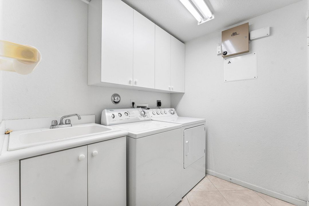 待售: $549,000 (3 贝兹, 2 浴室, 2099 平方英尺)