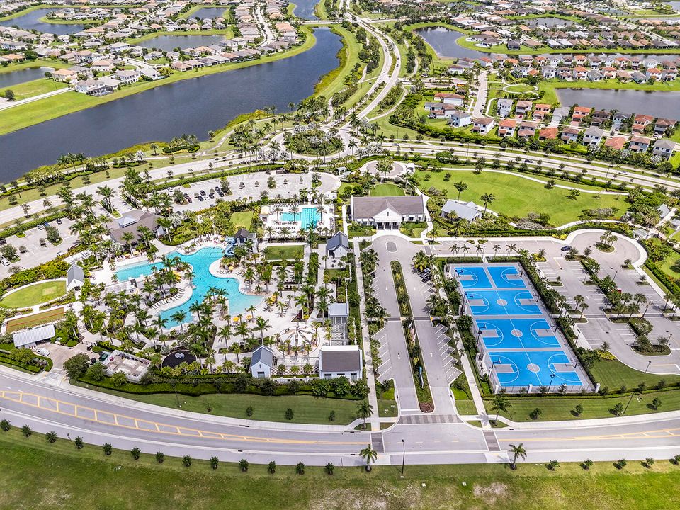 На продажу: $849,900 (3 спален, 3 ванн, 2776 Квадратных фут)