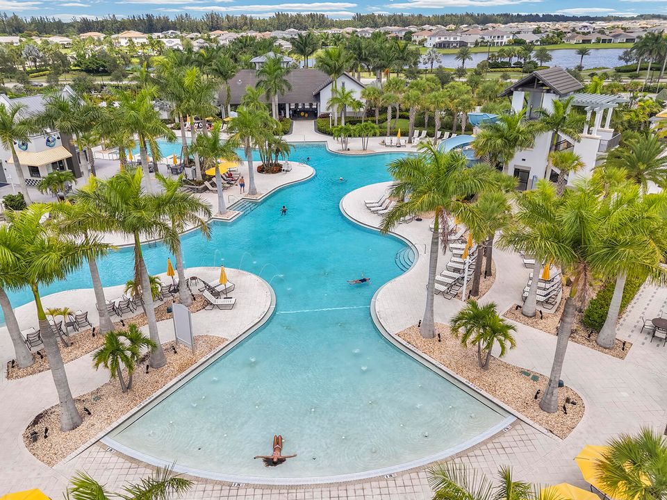 На продажу: $849,900 (3 спален, 3 ванн, 2776 Квадратных фут)