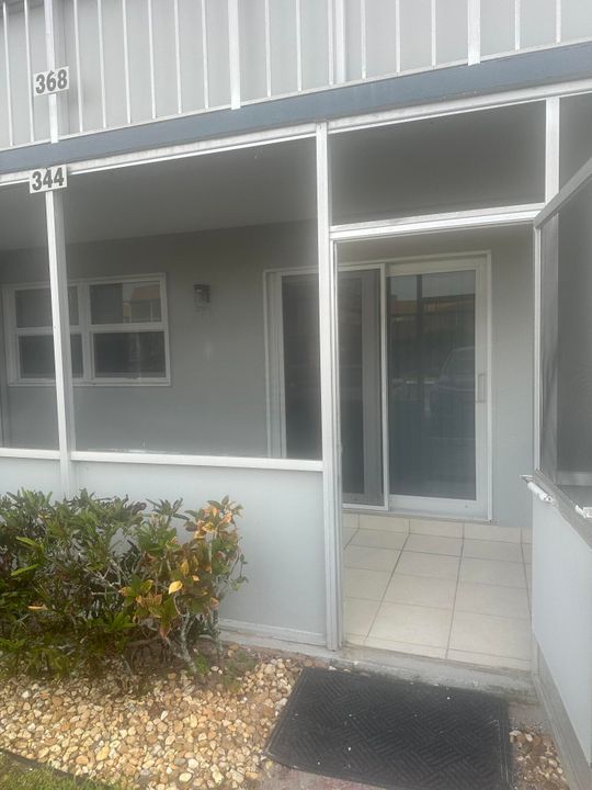 出租: $1,500 (2 贝兹, 2 浴室, 880 平方英尺)