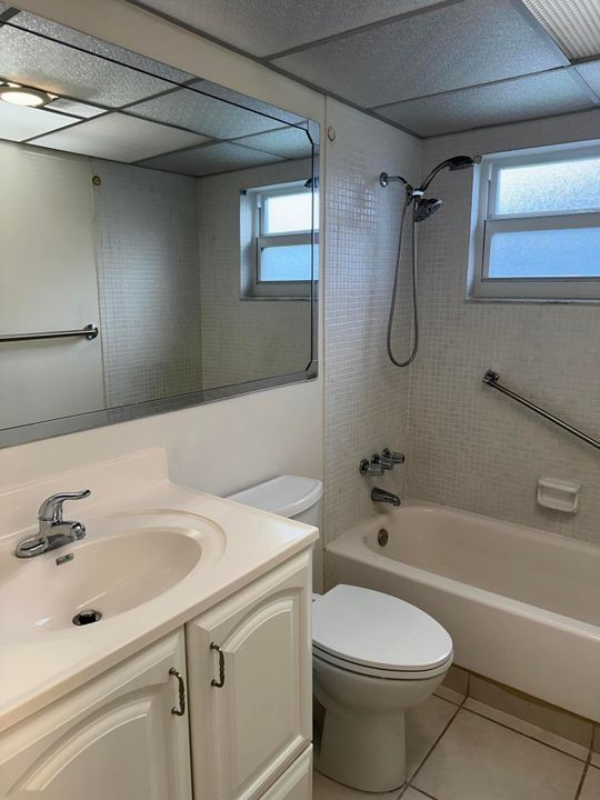 出租: $1,500 (2 贝兹, 2 浴室, 880 平方英尺)