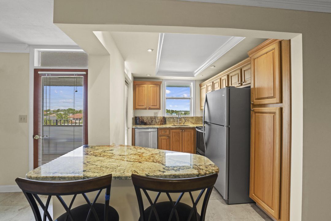 В аренду: $2,200 (2 спален, 2 ванн, 990 Квадратных фут)