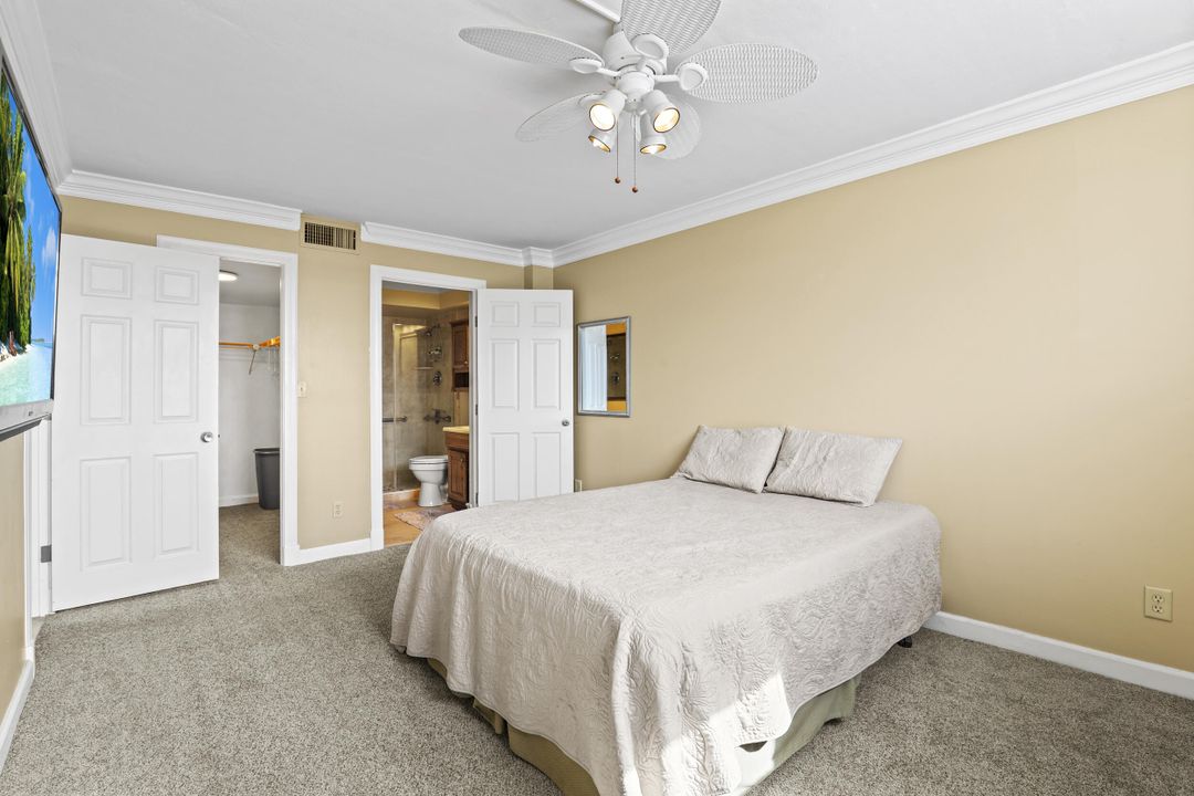 В аренду: $2,200 (2 спален, 2 ванн, 990 Квадратных фут)