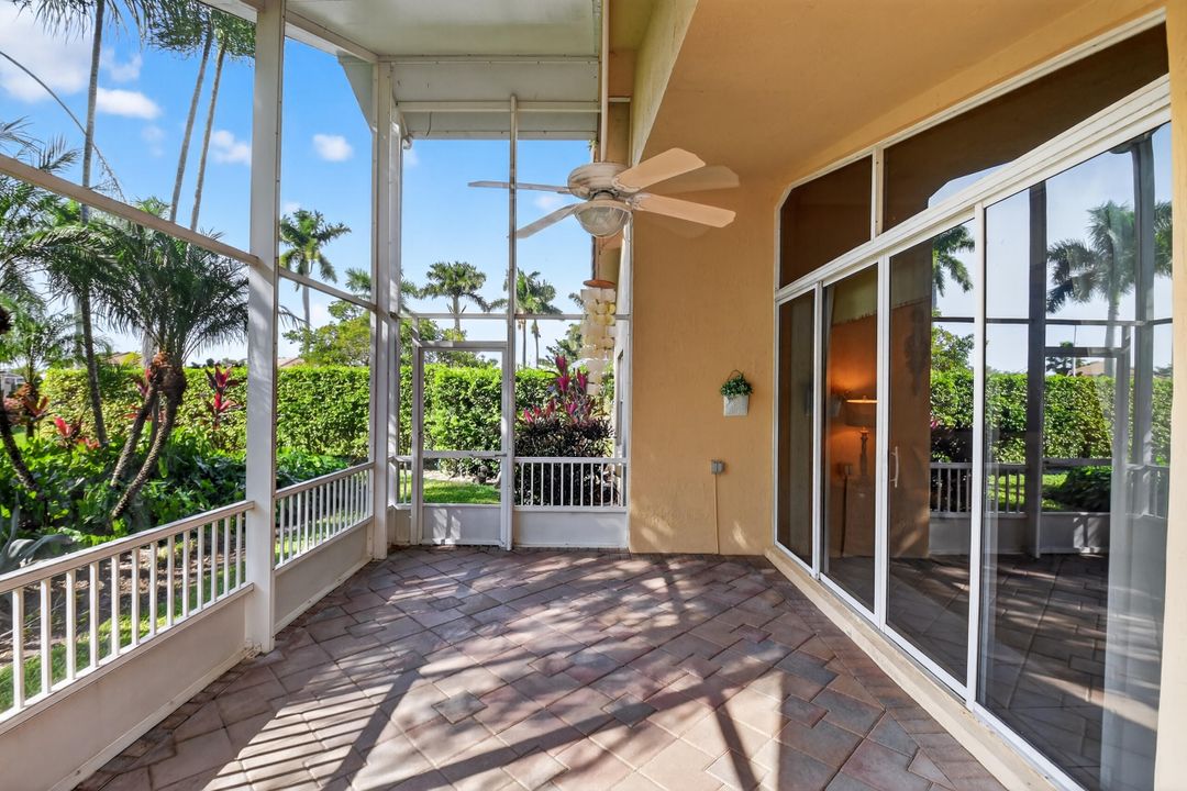 Activo con contrato: $489,000 (3 camas, 2 baños, 2155 Pies cuadrados)