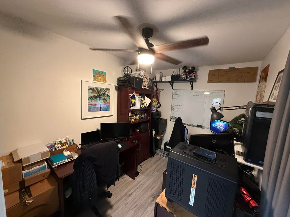 For Sale: $895,900 (8 beds, 4 baths, 3574 Square Feet)