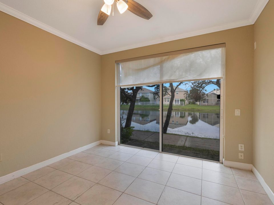 For Sale: $369,000 (4 beds, 3 baths, 1843 Square Feet)