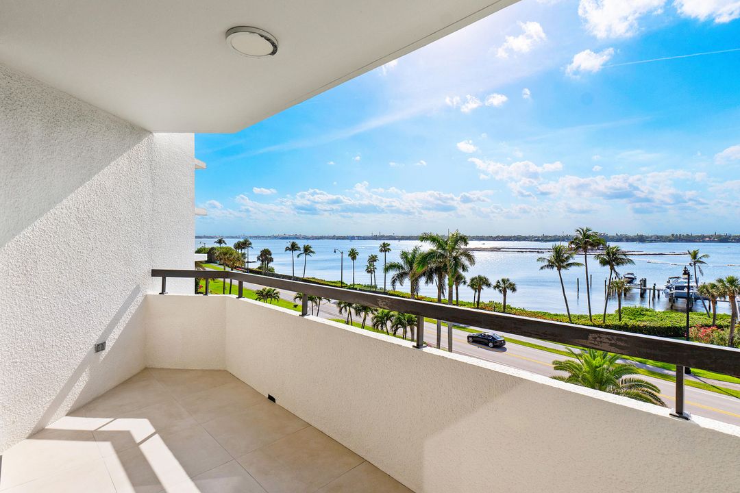 En Venta: $2,395,000 (2 camas, 2 baños, 2497 Pies cuadrados)