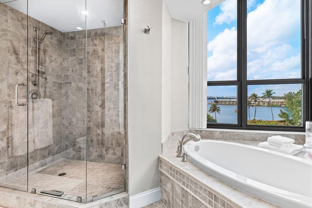 En Venta: $2,395,000 (2 camas, 2 baños, 2497 Pies cuadrados)