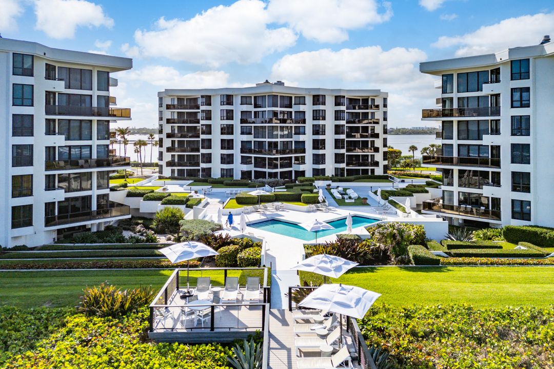 En Venta: $2,395,000 (2 camas, 2 baños, 2497 Pies cuadrados)