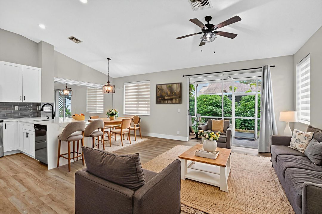 В аренду: $2,600 (2 спален, 2 ванн, 1186 Квадратных фут)