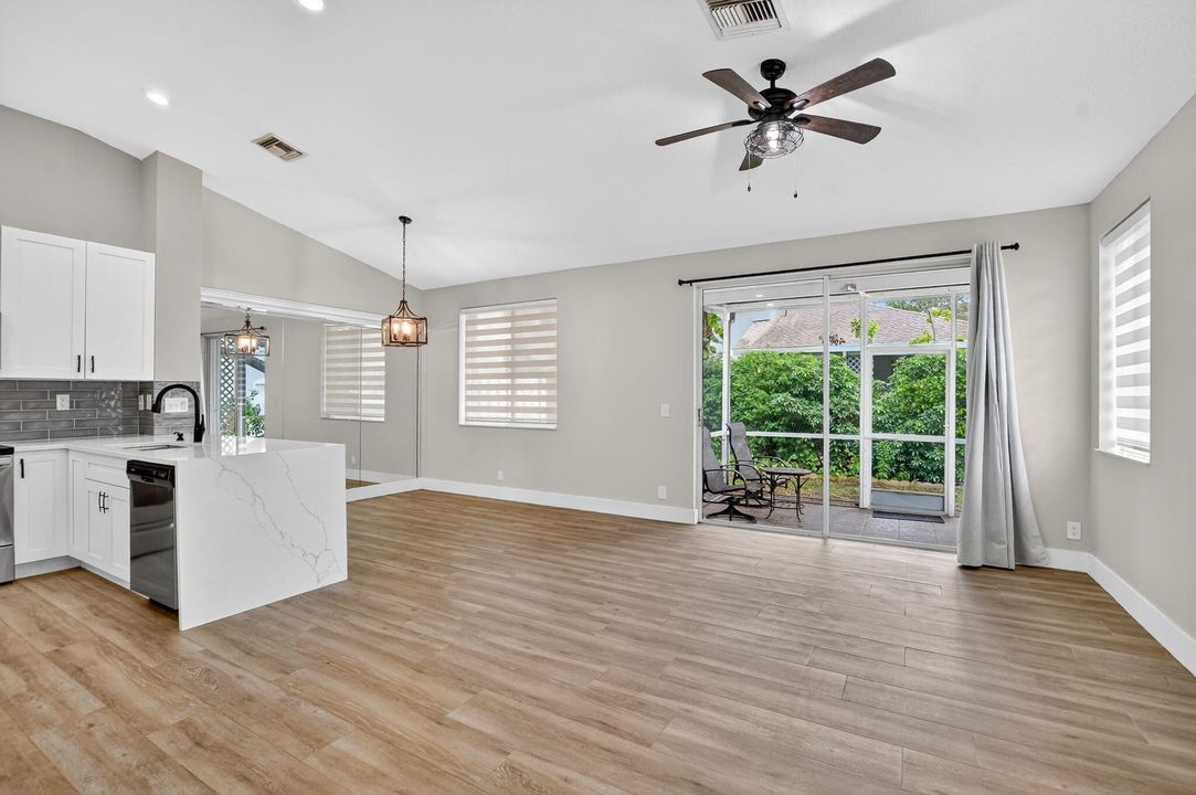 В аренду: $2,600 (2 спален, 2 ванн, 1186 Квадратных фут)