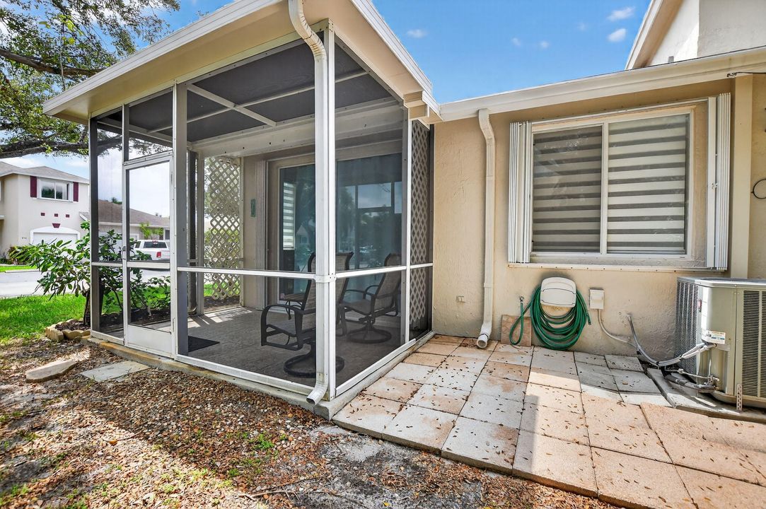 В аренду: $2,600 (2 спален, 2 ванн, 1186 Квадратных фут)