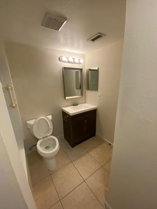 En Renta: $1,800 (2 camas, 1 baños, 991 Pies cuadrados)