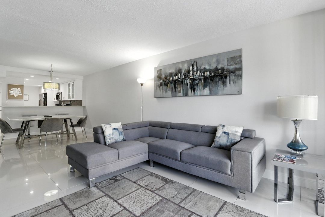 En Renta: $3,250 (2 camas, 2 baños, 1130 Pies cuadrados)