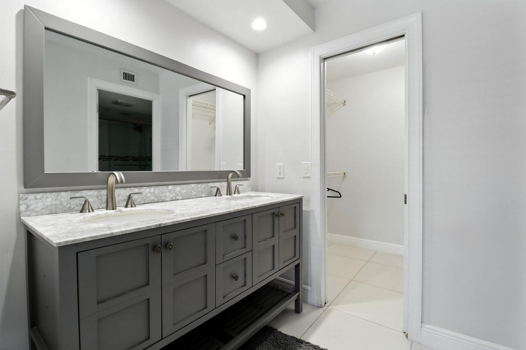 En Renta: $3,250 (2 camas, 2 baños, 1130 Pies cuadrados)