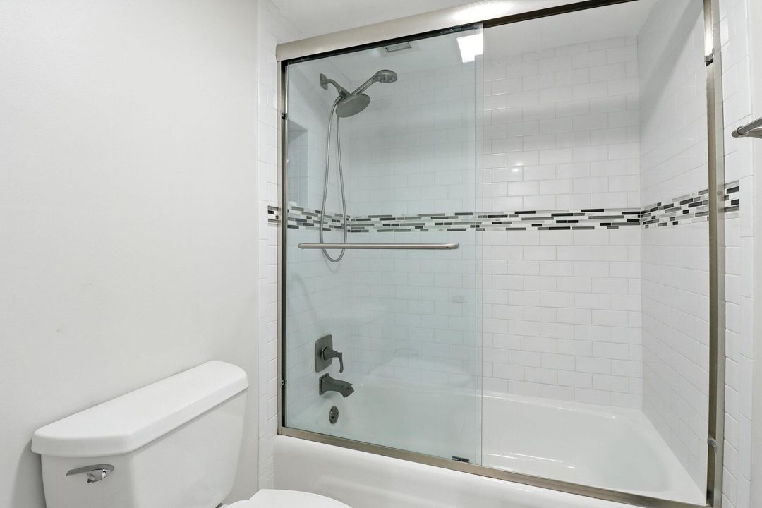 En Renta: $3,250 (2 camas, 2 baños, 1130 Pies cuadrados)