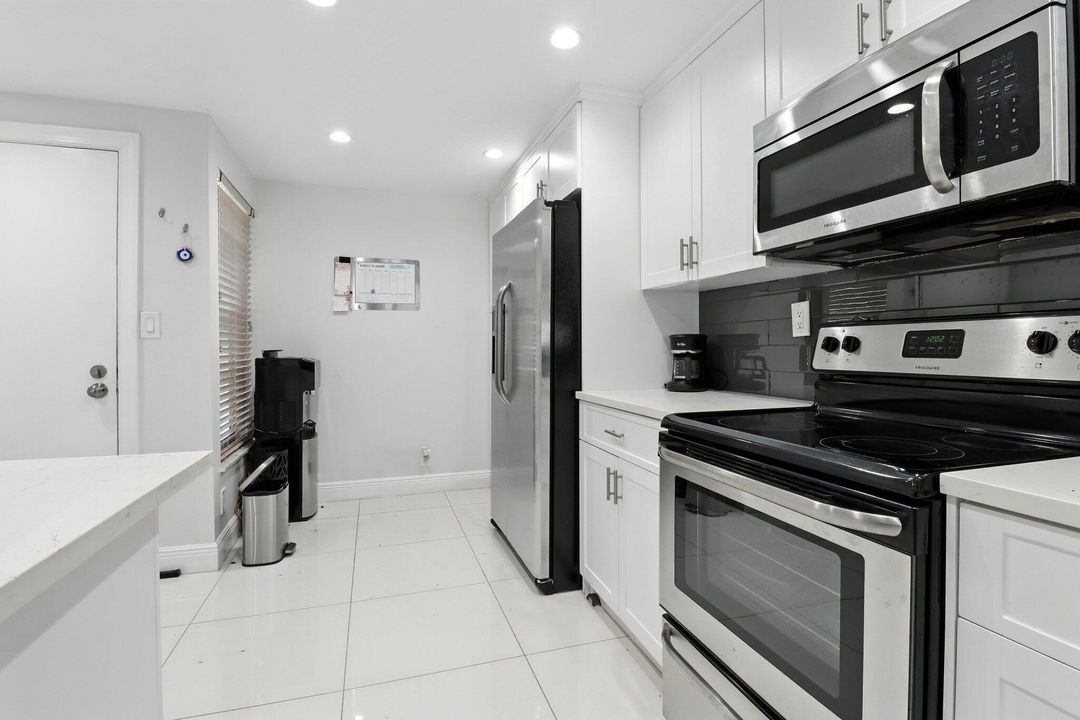 En Renta: $3,250 (2 camas, 2 baños, 1130 Pies cuadrados)