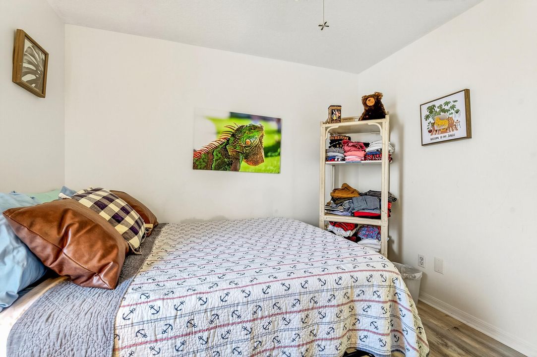 待售: $340,000 (3 贝兹, 2 浴室, 1056 平方英尺)